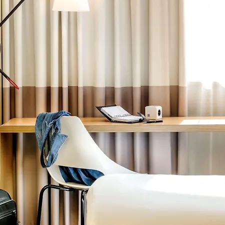 Ibis Berlin Mitte Hotel Exterior photo