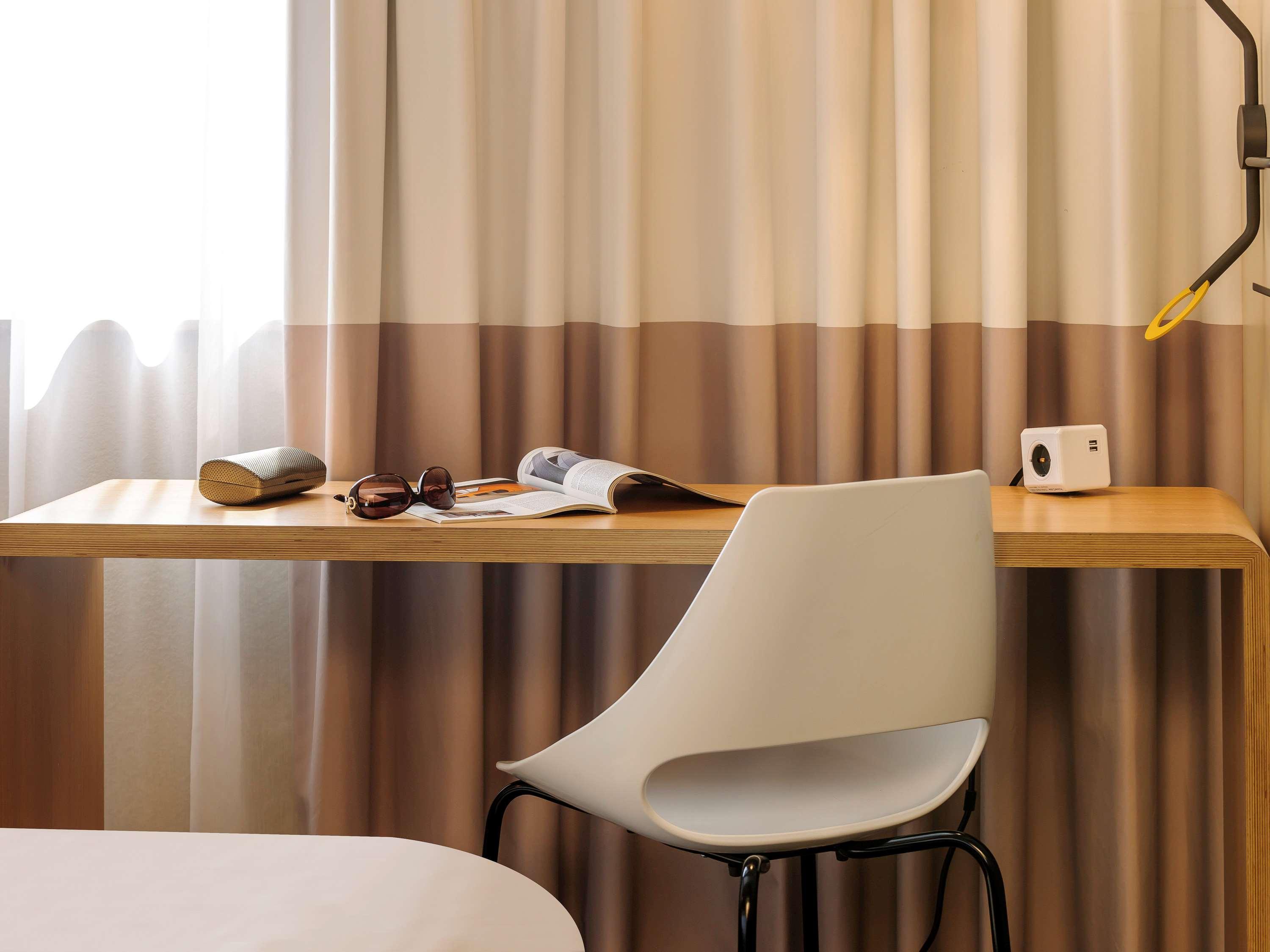 Ibis Mitte Отель
