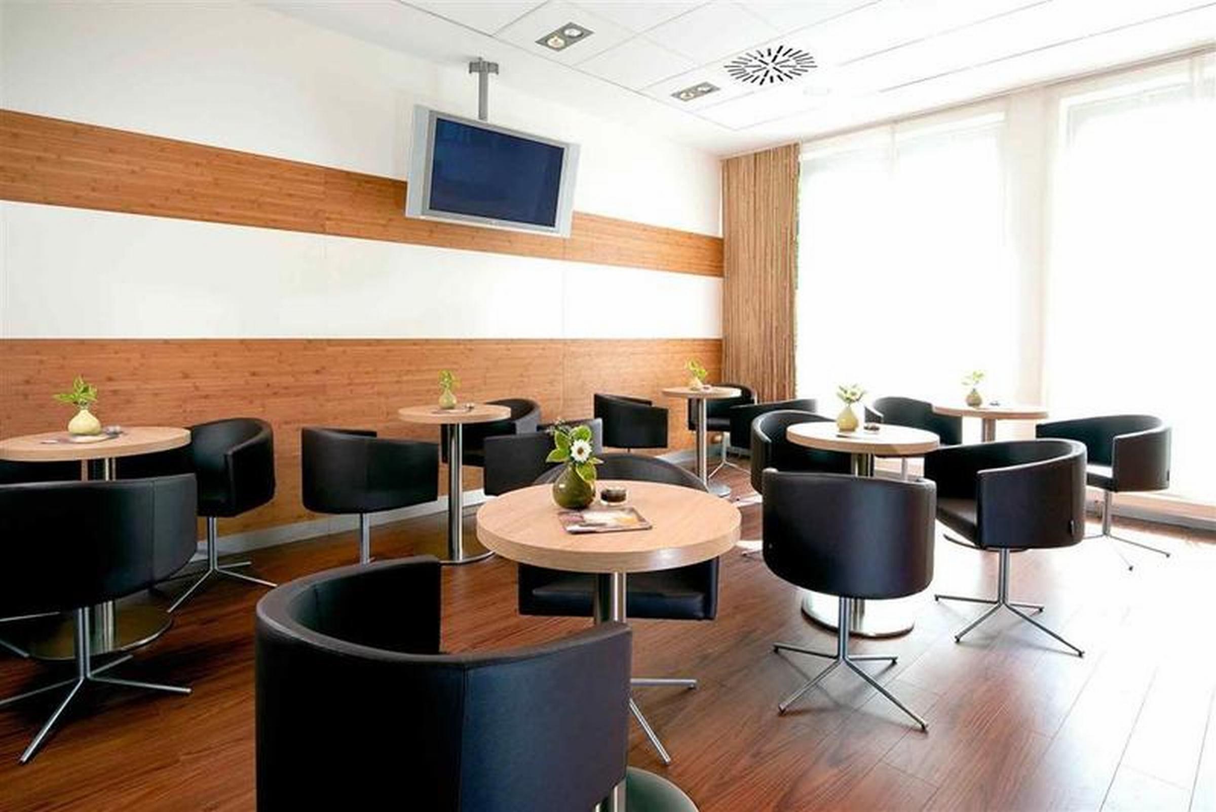 Ibis Mitte Hotel 3*